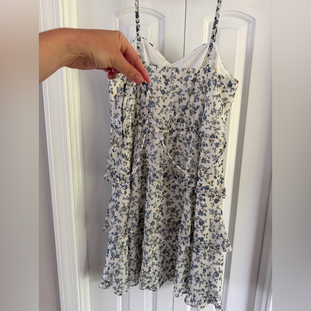 Spring/Summer Dress Bundle - Picture 6 of 14